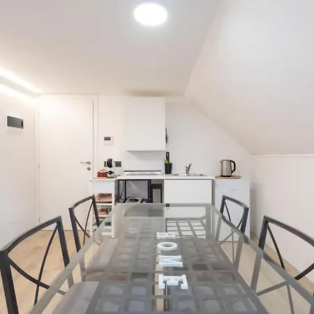 Motor Valley Penthouse - B&B Al Caminetto Modena Exterior foto