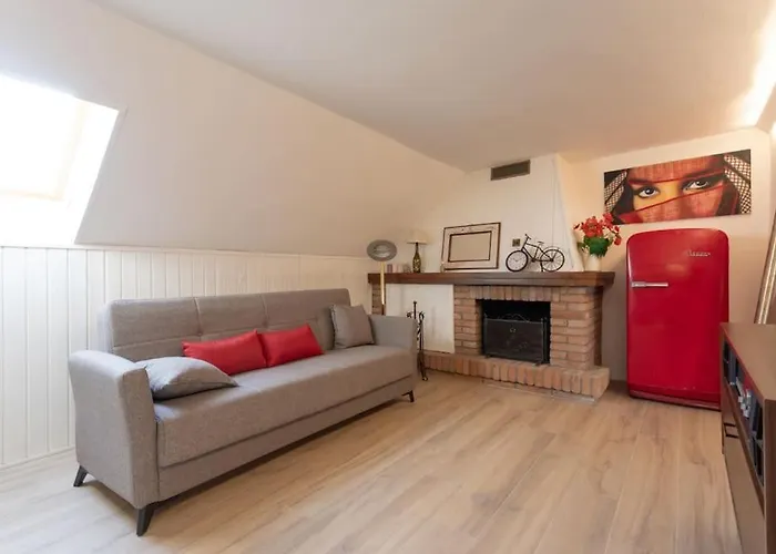 Motor Valley Penthouse - B&B Al Caminetto